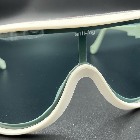 Vintage 70s/80s Uvex ski sunglasses adjustable - Picture 8 of 9